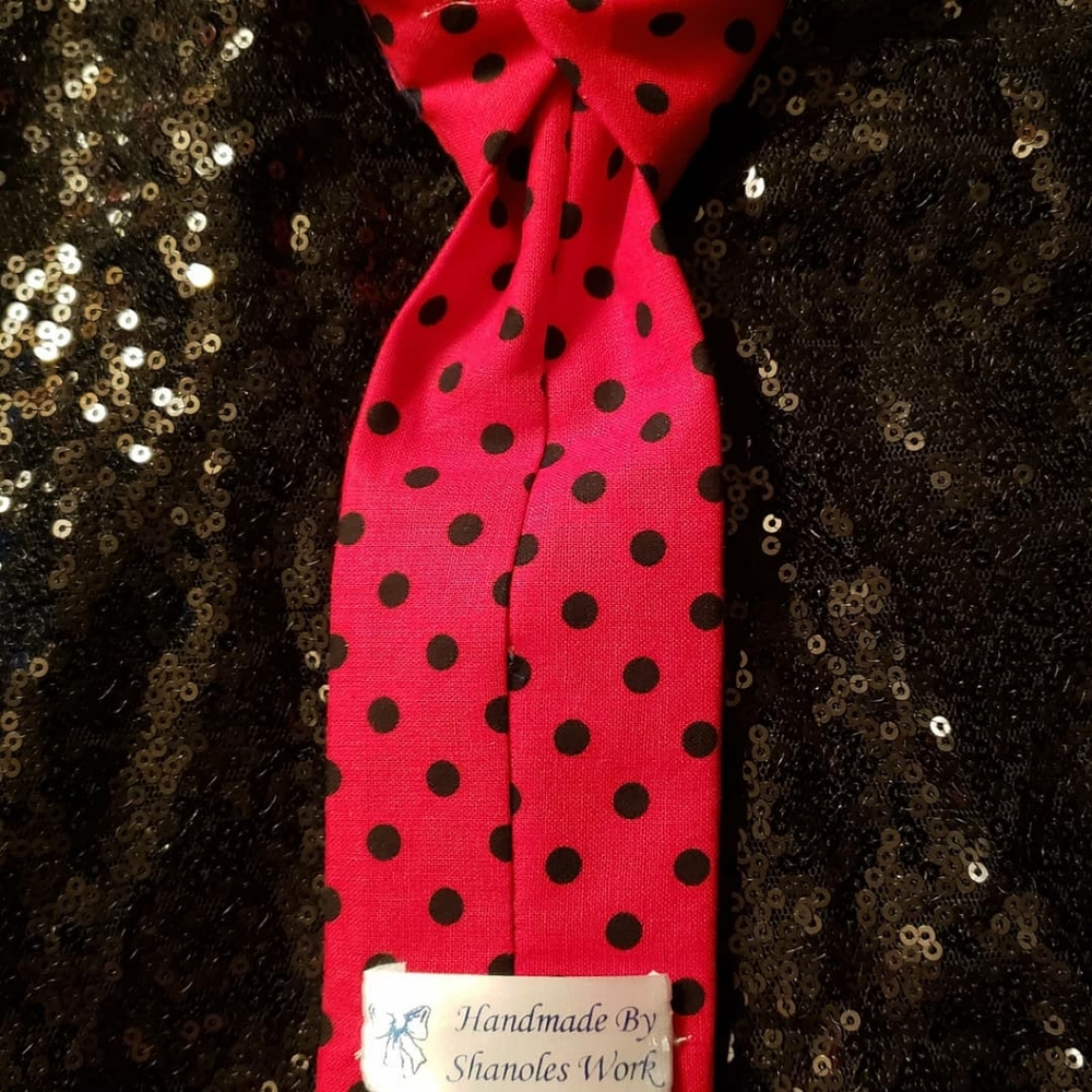 Small ties - Picture 3 of 5